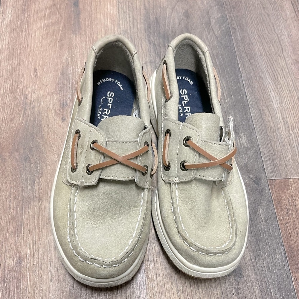 Boys Sperry shoes